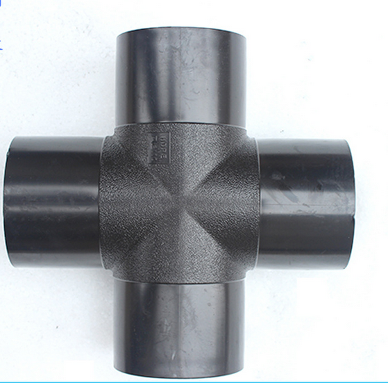 优质焊制四通  PE给水管配件 管材管件
